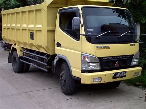 Spesifikasi Dump Truck Canter 2009