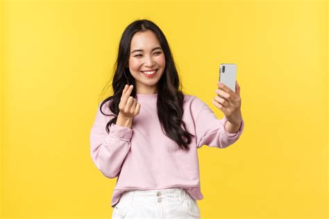 1. Definisi dan Fungsi Endorsement
