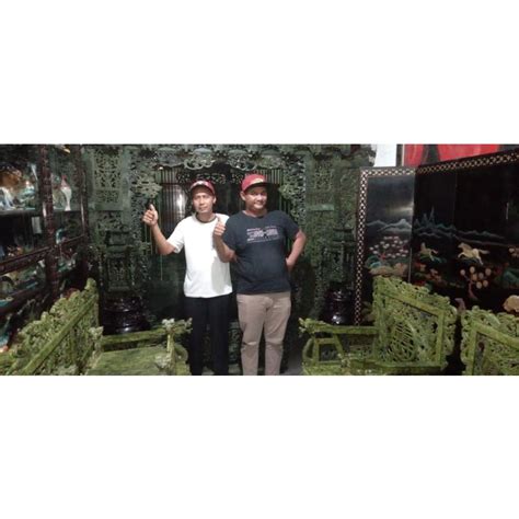 Tren Harga Giok Asli Cina Saat Ini