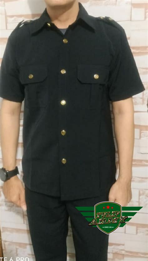 Harga Baju Safari Pria yang Terjangkau