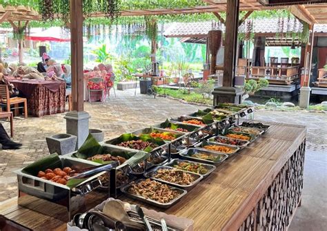 Harga Makanan di Pujasega Garut