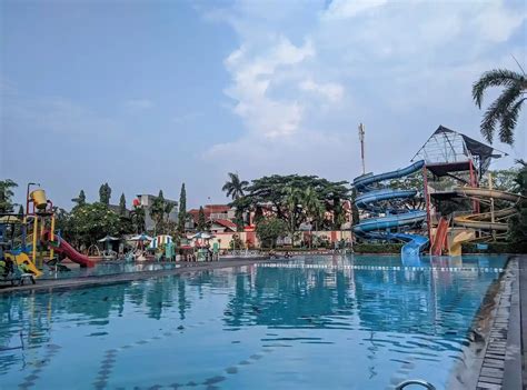 Harga Masuk Kolam Renang Puri Beta