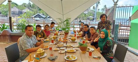 Pilihan Makanan di Bandar Djakarta Ancol