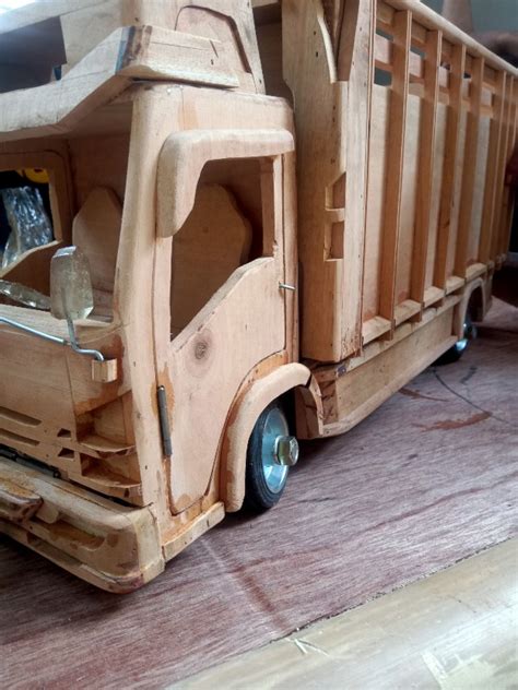 Harga Miniatur Truk Kayu Malang