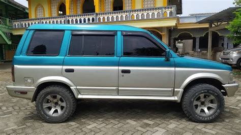 Spesifikasi Mobil Panther Miyabi