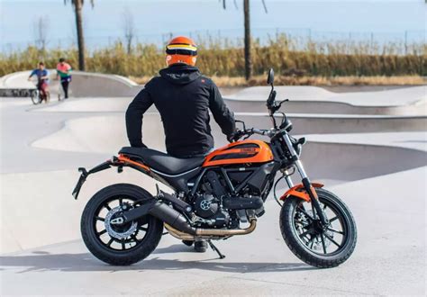Fitur dan Desain Motor Ducati Scrambler Sixty2
