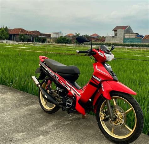 Sejarah Motor Fiz R