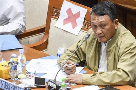 Implikasi Naiknya Harga BBM Non Subsidi
