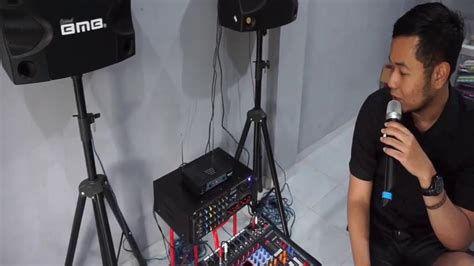 Studio Karaoke yang Luas dan Kualitas Tinggi
